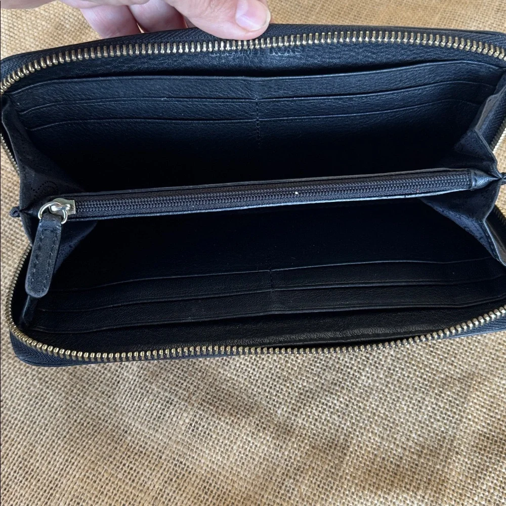 Michael Kors Black leather Wallet with Gold Accents